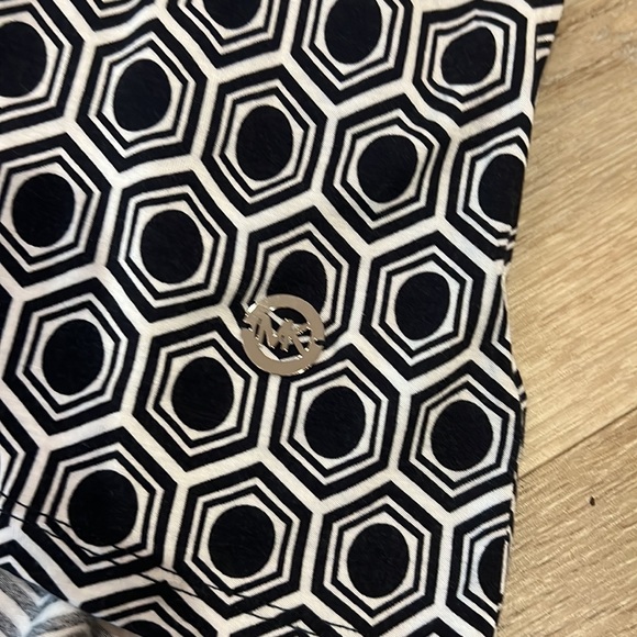 Michael Kore top - Picture 2 of 5